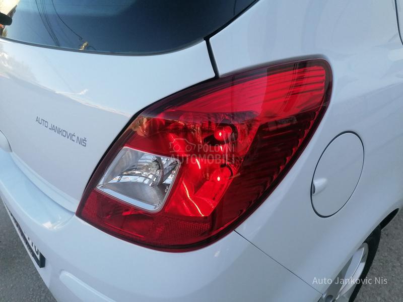 Opel Corsa D 1.4i ADAM 150 YEAR