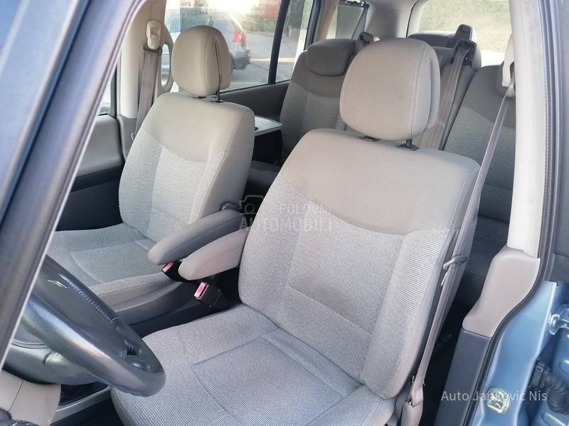 Renault Espace 2.0i FAMILY LINE CH