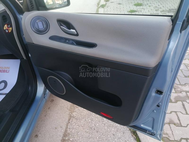 Renault Espace 2.0i FAMILY LINE CH