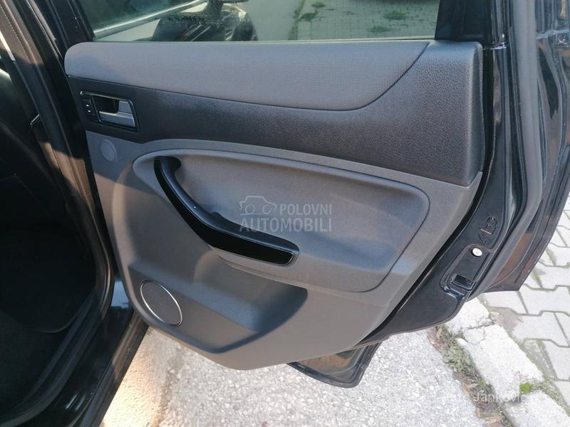 Ford Kuga 2.0tdci 4x4 TITANIUM