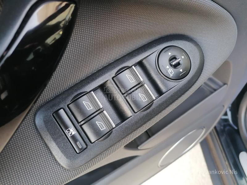 Ford Kuga 2.0tdci 4x4 TITANIUM