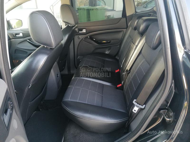 Ford Kuga 2.0tdci 4x4 TITANIUM