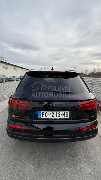 Audi SQ7 3xSIine