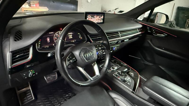 Audi SQ7 3xSIine