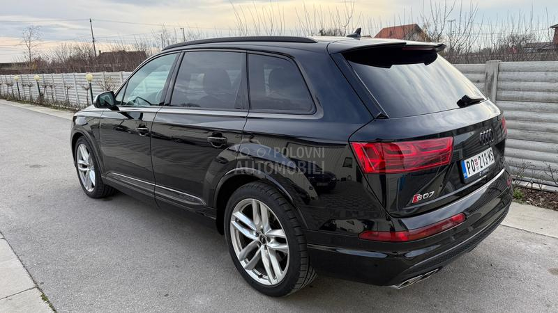 Audi SQ7 3xSIine