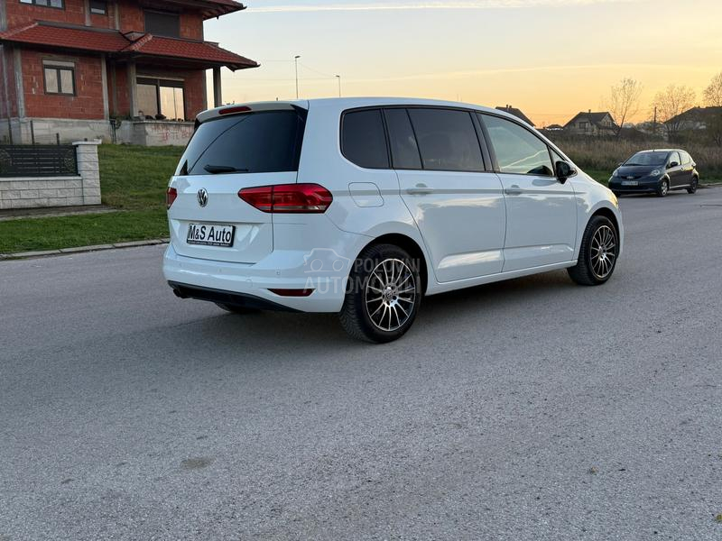 Volkswagen Touran 2.0tdi///D S G