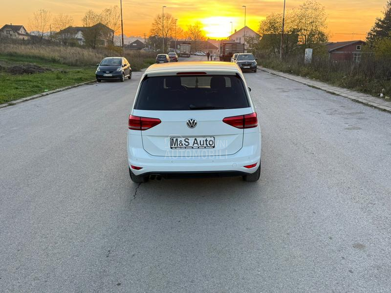 Volkswagen Touran 2.0tdi///D S G