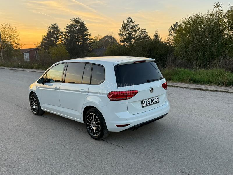 Volkswagen Touran 2.0tdi///D S G