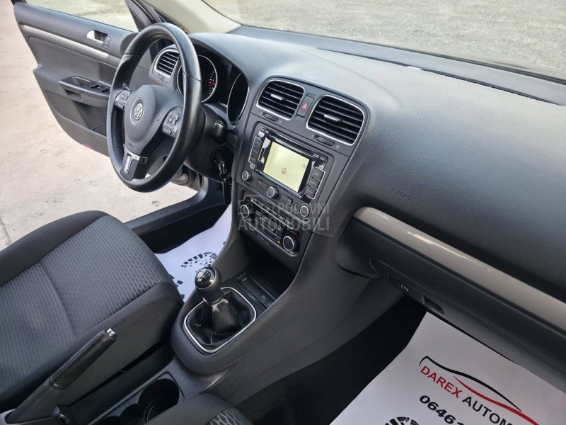 Volkswagen Golf 6 1.6 TDI N.A.V.I