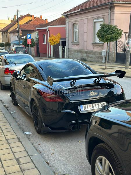 Peugeot RCZ 