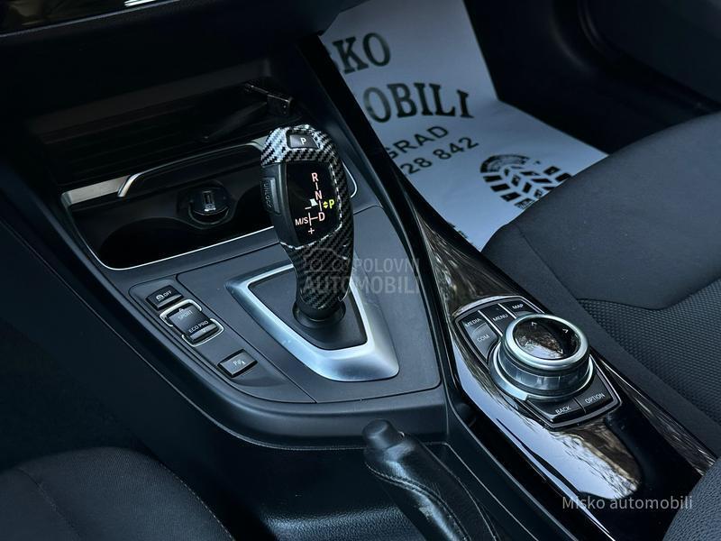 BMW 116 Xenon Led Nav Auto