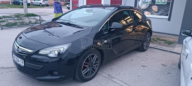 Opel Astra J GTC