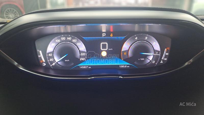 Peugeot 3008 1.5 BLU NAV ALU KAM