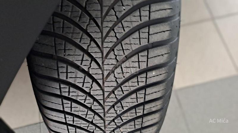 Peugeot 3008 1.5 BLU NAV ALU KAM