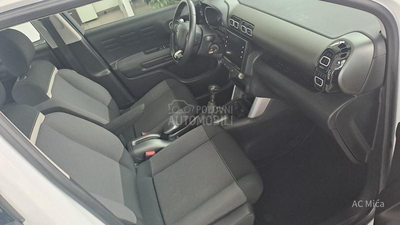 Citroen C3 Aircross 1.2 PURE NAV LED USB