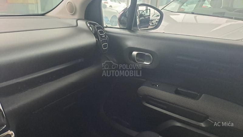 Citroen C3 Aircross 1.2 PURE NAV LED USB