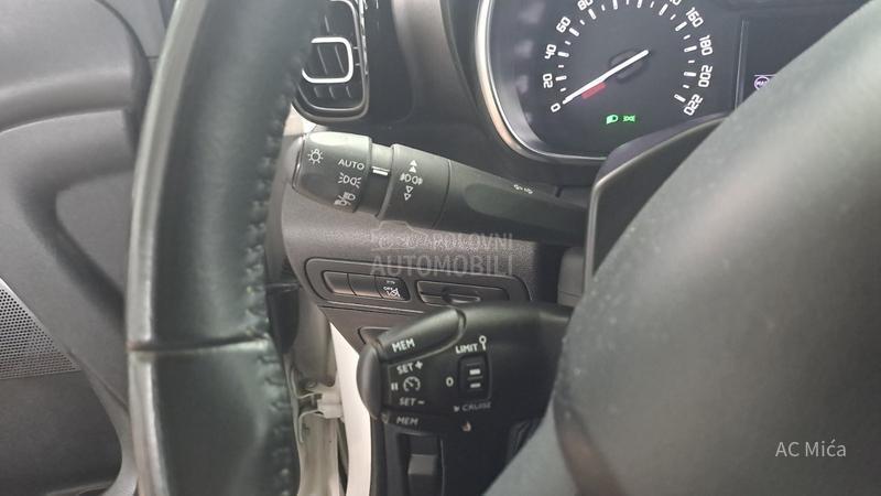 Citroen C3 Aircross 1.2 PURE NAV LED USB