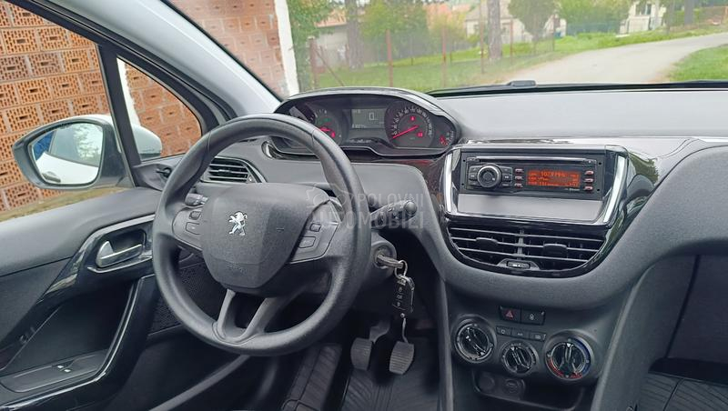 Peugeot 208 1.4  HDI
