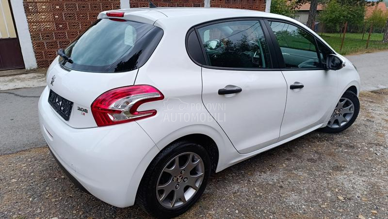 Peugeot 208 1.4  HDI