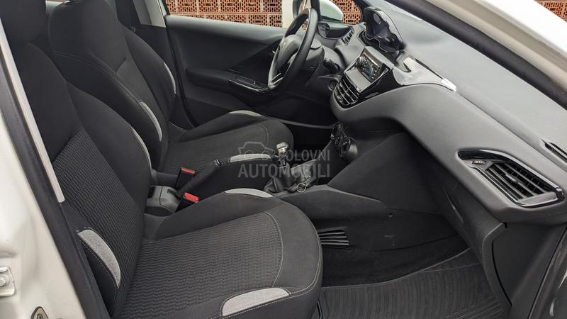 Peugeot 208 1.4  HDI