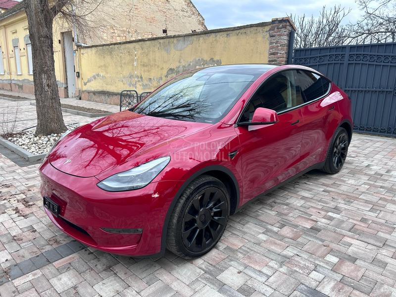 Tesla Model Y Long Range AWD