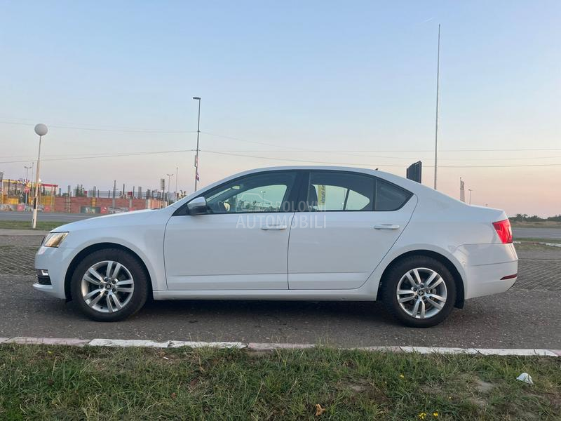 Škoda Octavia 1.6 TDI AMB
