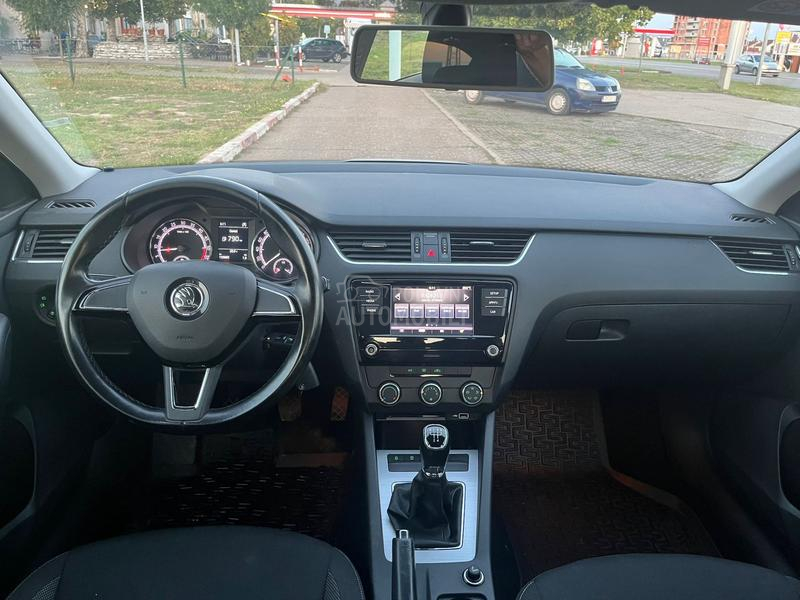 Škoda Octavia 1.6 TDI AMB