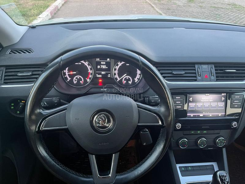 Škoda Octavia 1.6 TDI AMB