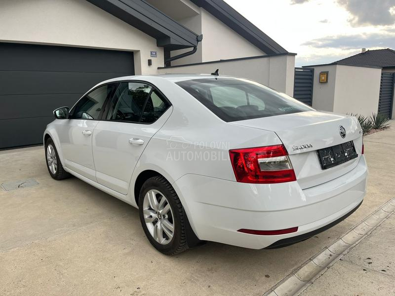Škoda Octavia 1.6 TDI AMB