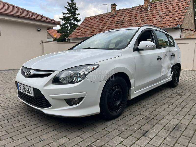 Hyundai i30 1.6 CRDI 6 B.RZINA