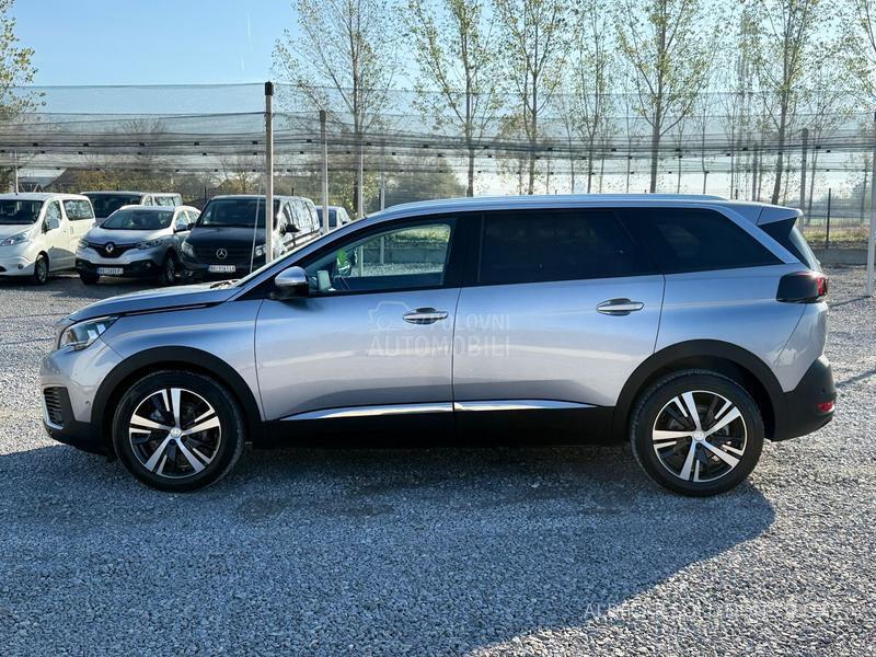 Peugeot 5008 1.2 Puretech Allure