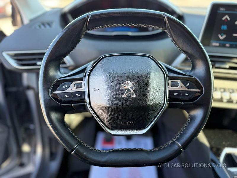 Peugeot 5008 1.2 Puretech Allure