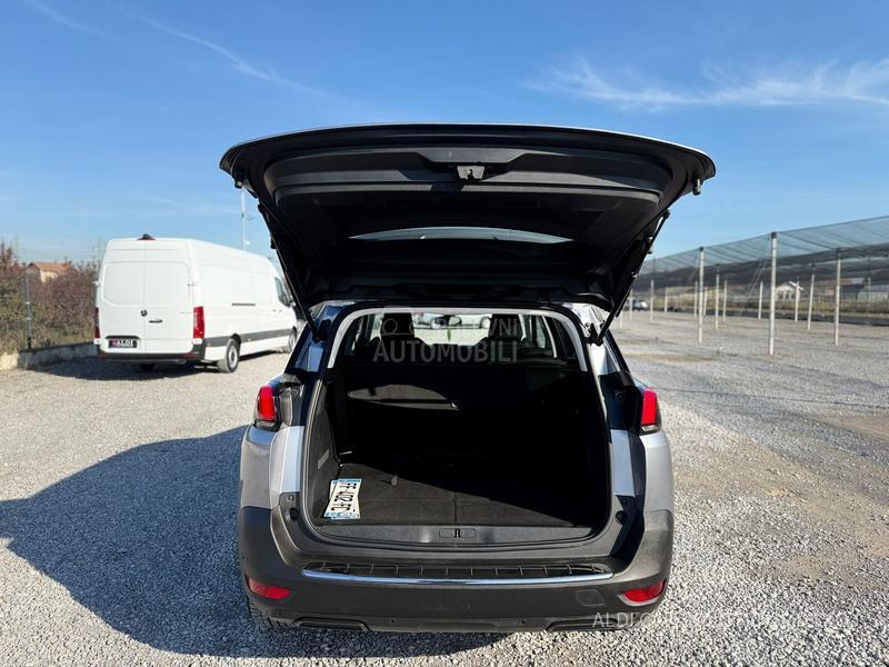 Peugeot 5008 1.2 Puretech Allure