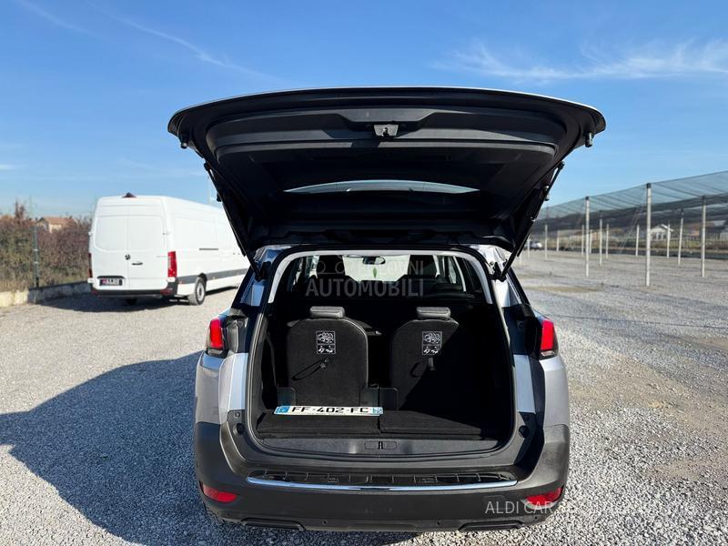 Peugeot 5008 1.2 Puretech Allure
