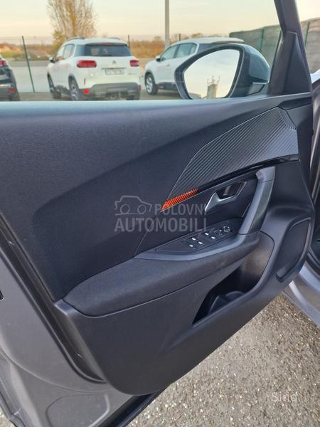 Peugeot 2008 1.2 PURETECH