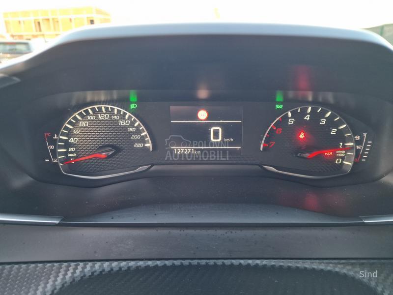 Peugeot 2008 1.2 PURETECH