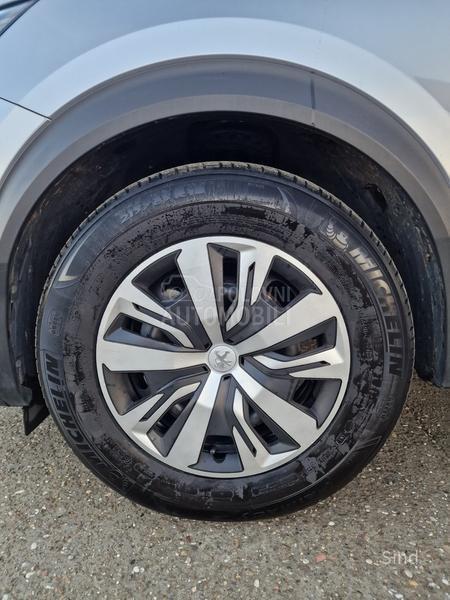 Peugeot 2008 1.2 PURETECH