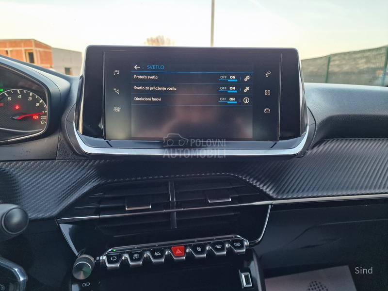 Peugeot 2008 1.2 PURETECH