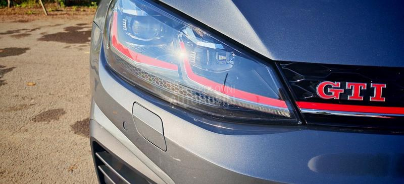 Volkswagen Golf 7 PERFORMANCE 245HP