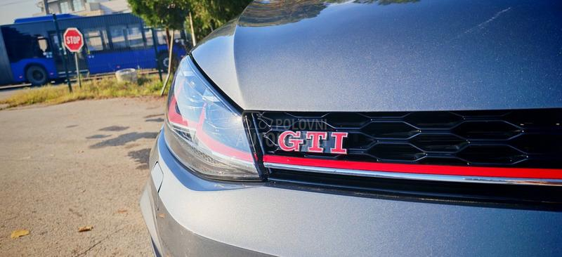 Volkswagen Golf 7 PERFORMANCE 245HP