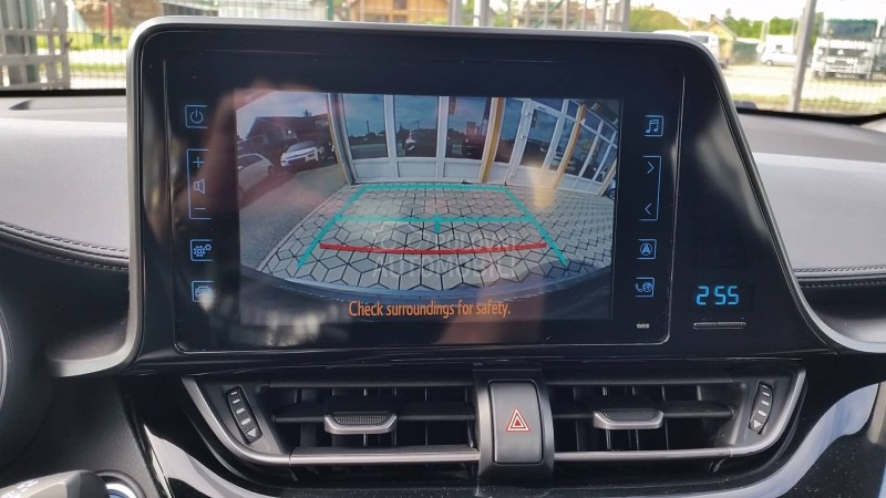 Toyota C-HR 1.8 HYBRID/KA0 N0VA