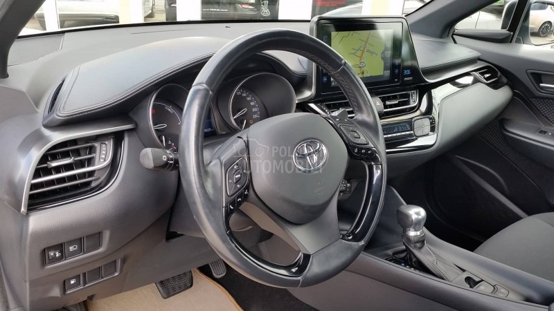 Toyota C-HR 1.8 HYBRID/KA0 N0VA