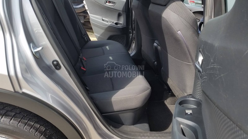 Toyota C-HR 1.8 HYBRID/KA0 N0VA