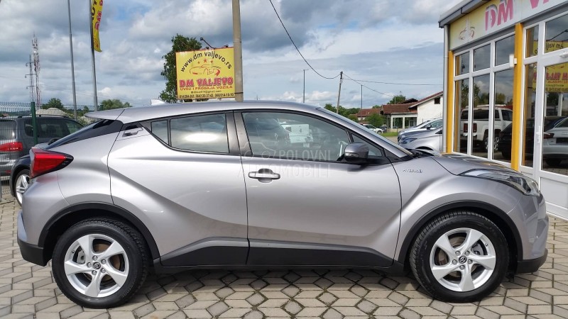 Toyota C-HR 1.8 HYBRID/KA0 N0VA