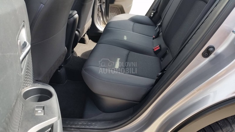 Toyota C-HR 1.8 HYBRID/KA0 N0VA