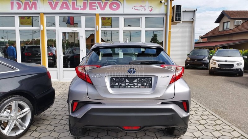 Toyota C-HR 1.8 HYBRID/KA0 N0VA