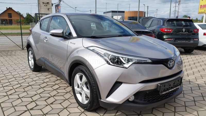 Toyota C-HR 1.8 HYBRID/KA0 N0VA