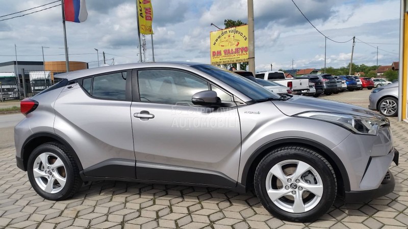 Toyota C-HR 1.8 HYBRID/KA0 N0VA