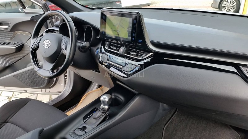 Toyota C-HR 1.8 HYBRID/KA0 N0VA