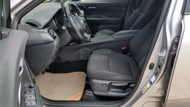 Toyota C-HR 1.8 HYBRID/KA0 N0VA